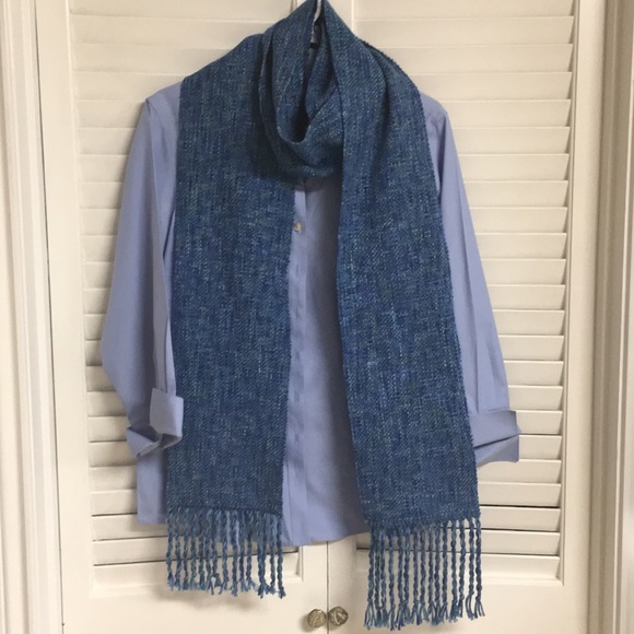 NWOT Handmade woven ocean blue scarf soft acrylic - Picture 6 of 8